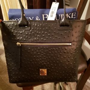 Dooney & Bourke Bag